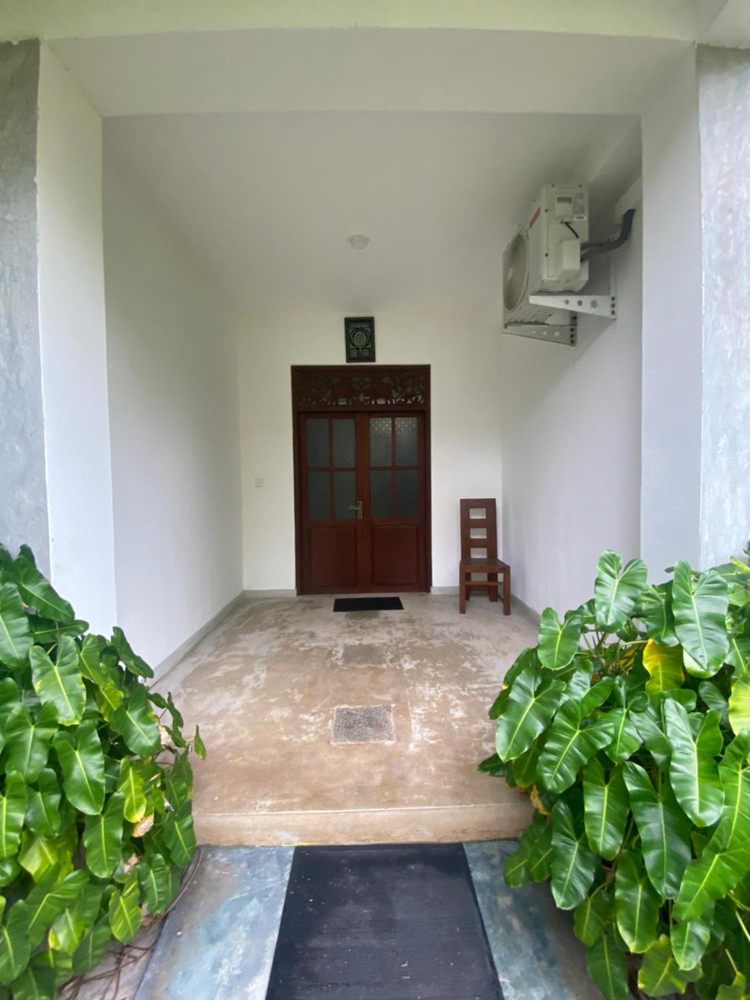 Araliya Suite Inn Hikkaduwa Exterior foto